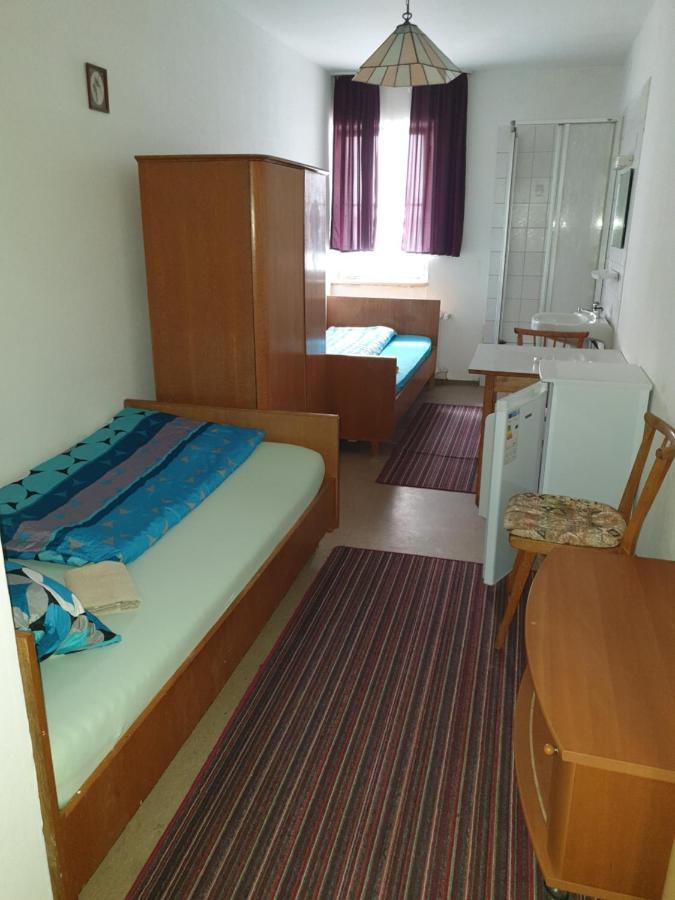 Pension Engel Hotell Pfullendorf Eksteriør bilde